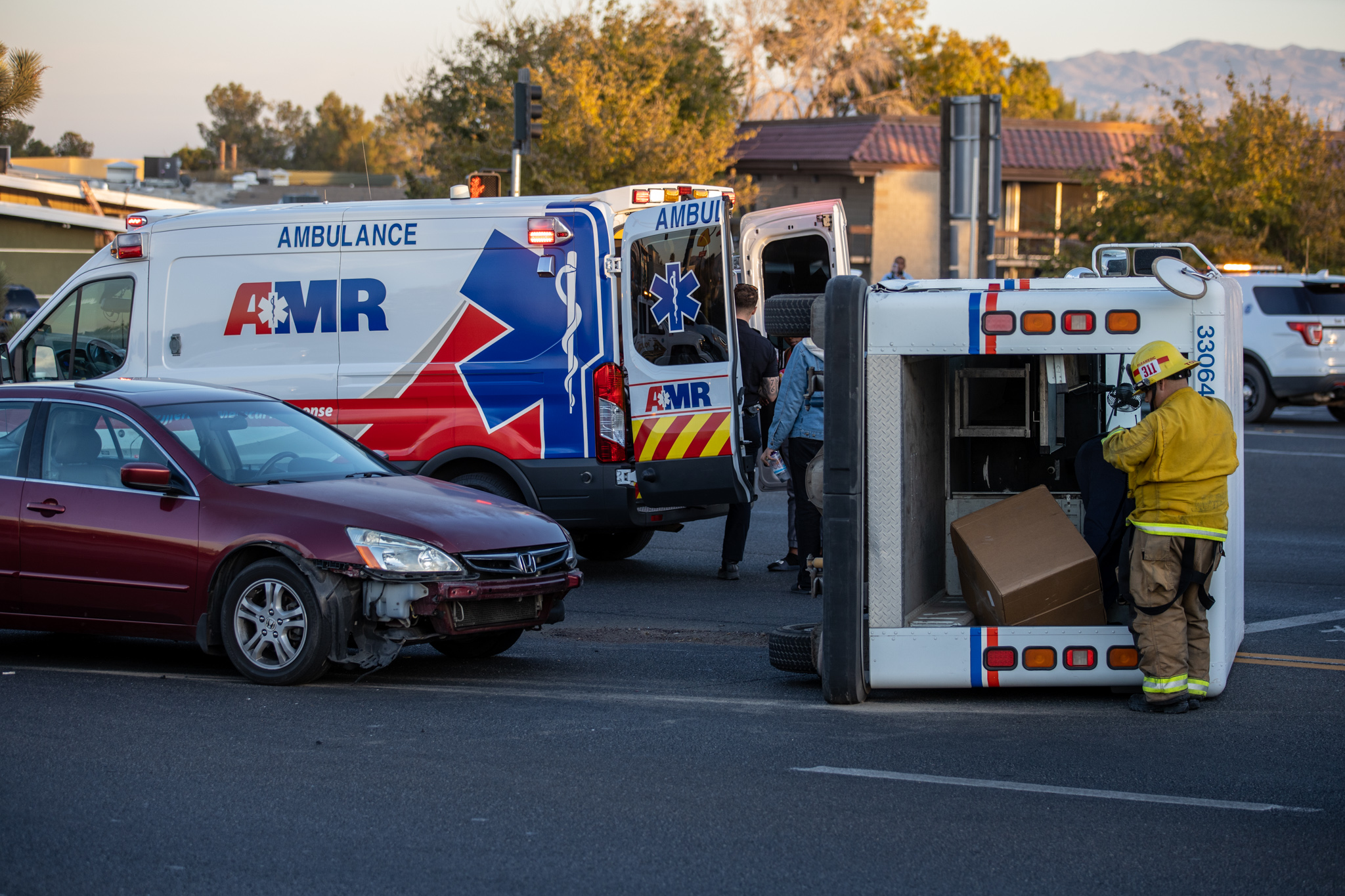 No serious injuries after crash involving USPS mail truck in