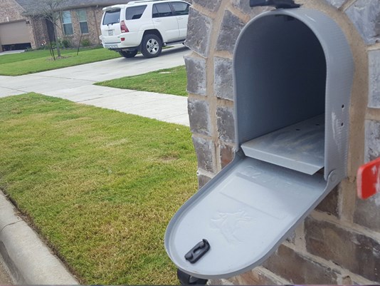 Video: Residents of new development in Texas unaware USPS mandated