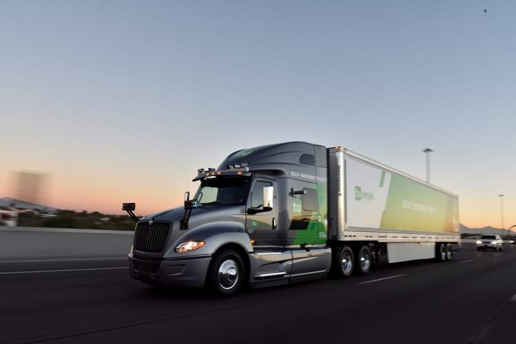 Usps Tests Out Self Driving Trucks For Hauling Mail